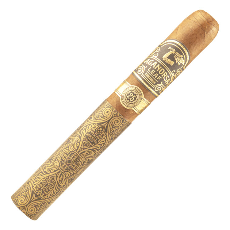 2025 Toro, , jrcigars